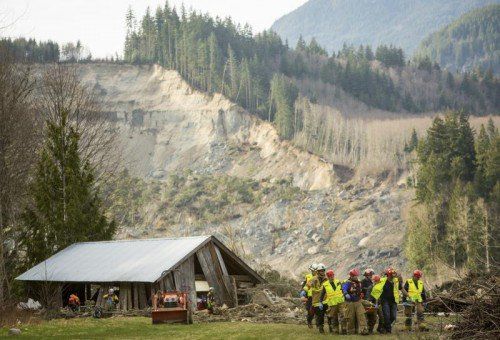 Die Schlammlawine in der kleinen Gemeinde Oso ist streckenweise bis zu zehn Meter hoch. FOTO: AP