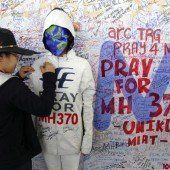 Neue Experten suchen MH370 – China übt Kritik