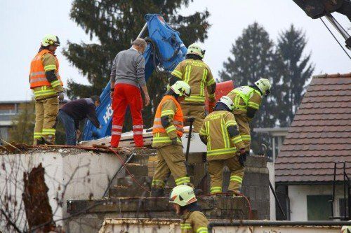 Ein 43-jähriger Mann kam gestern Nachmittag bei einem Arbeitsunfall in Hard ums Leben.  Foto: VN/Hofmeister