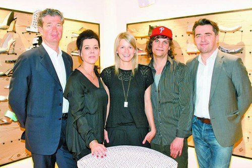 Eröffnungs-Team: Roger Kühne, Karin Federl, Tina Weselý sowie Christian Ortner und Roland Kühne. Fotos: Franc
