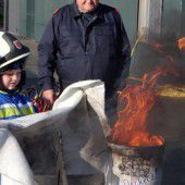 Schere, Spreizer, Feuerlöscher