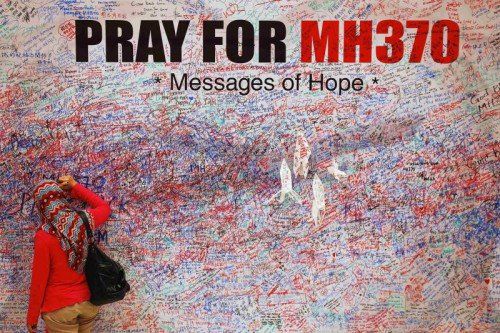Jeder Tag der Suche nach Flug MH370 steigert die Verzweiflung der Familien und lässt auch Verschwörungstheorien aufkommen.  FOTO: REUTERS