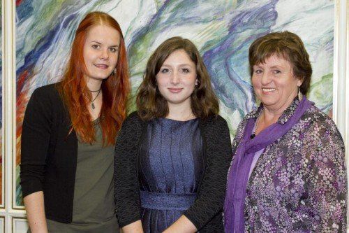 Mit den jungen Vorarlberger Autorinnen Linda Achberger und Sarah 
Rinderer startet das Theater Kosmos eine neue Veranstaltungsreihe.