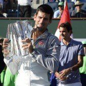 „Djoker“ sticht Federer aus