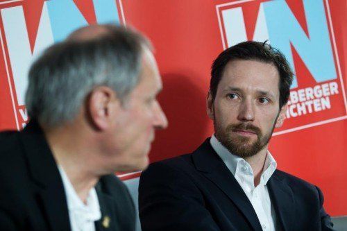 Philipp Groborsch (Hintergrund) mit seinem Chef Peter Mennel. Dienstantritt Mitte März. Foto: Steurer