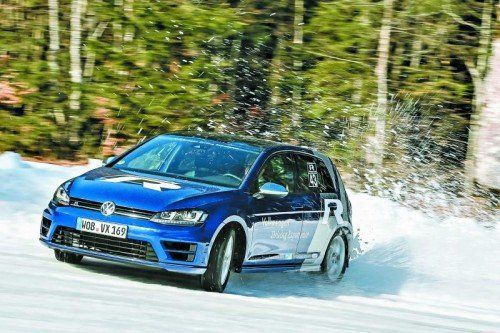 VW reiht sich mit dem neuen Golf R in die Hochleistungsklasse der allradgetriebenen Kompakten ein. Fotos: werk