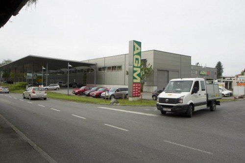 Die AGM-Märkte in Lauterach (Bild) und Hohenems stehen bei REWE im Fokus von neuen Überlegungen.  VN/Paulitsch