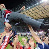 Jubel, Double, Heiterkeit: Bayern feiern Pokalsieg