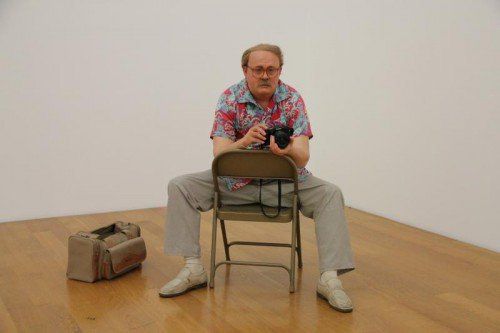 Bezeichnend: Duane Hansons „Man with Camera“, 1991, im Kunstmuseum Liechtenstein. Foto: AG