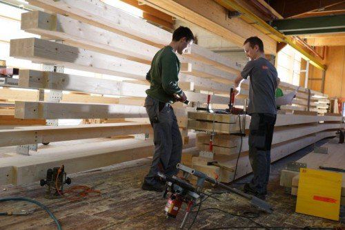 Betriebliche Altersvorsorge ist auch im Handwerk Anreiz für die Mitarbeiter. Foto: Symbol/Berchtold