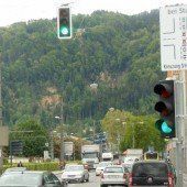 Schilder gegen unnötige Staus in Bregenz