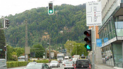 Die Schilder sollen verhindern, dass Kreuzungen blockiert werden.  