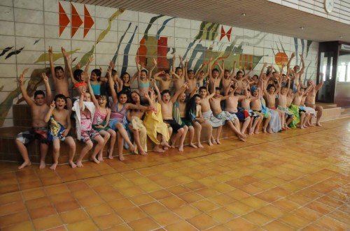 Die Schüler der Musikvolksschule Bregenz Stadt hatten viel Spaß beim Schulschwimmen. Auch in den anderen Landesteilen finden immer mehr Kinder und Jugendliche durch diese Aktion zum Schwimmsport. Foto: akp