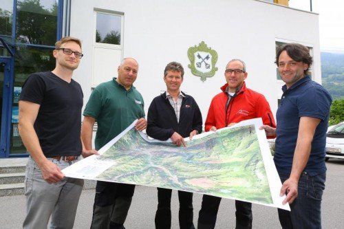Hans W. Metzler, Hubert Malin, Herbert Erhart, Martin Netzer und Thomas Zudrell (v. l.) arbeiten gemeinsam für das Natura-2000-Gebiet Verwall.