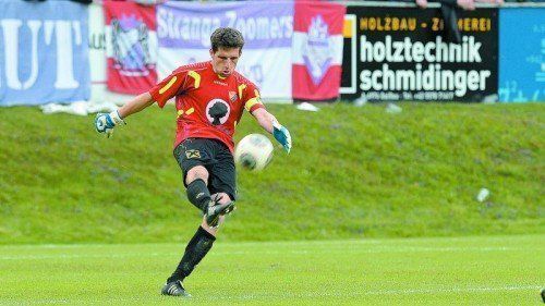 Höchst-Goalie Matthias Nagel soll den Kasten sauber halten. Foto: lerch