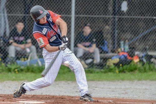 Michael Salzmann markierte im ersten Inning den ersten Saison-Homerun der Indians zu Hause. Foto: vn/Lerch