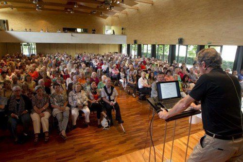 Primar Albert Lingg gab sich in seinem Referat durchaus auch selbstkritisch. Foto: vn/paulitsch