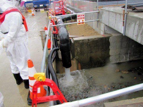 Tepco glaubt nun, mit dem Umleiten in den Ozean den Zufluss von Grundwasser um täglich bis zu 100 Tonnen reduzieren zu können. Foto: EPA