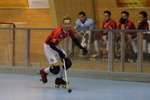 Patrick Eberle erzielte zwei Tore beim 7:2-Sieg in Villach. Foto: schwämmle