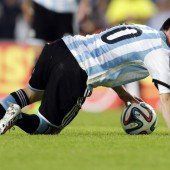 Nervöser Magen von Lionel Messi reagiert mit Brechreiz