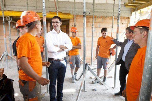 Der Landeshauptmann besuchte eine Lehrlingsbaustelle in Götzis.