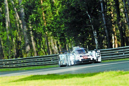 Der Porsche mit Mark Webber fuhr in Le Mans zur Bestzeit. Foto: ap