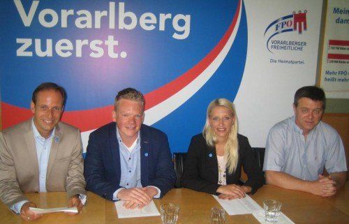 Die Jungpolitiker Christof Bitschi und Nicole Hosp kandidieren auf den Landeslistenplätzen 3 und 4.  