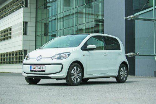 Erstes Großserien-E-Auto von Volkswagen: Der e-Up, ein kleiner Stadtflitzer mit hocheffizientem Elektroantrieb. Fotos: vn/Steurer