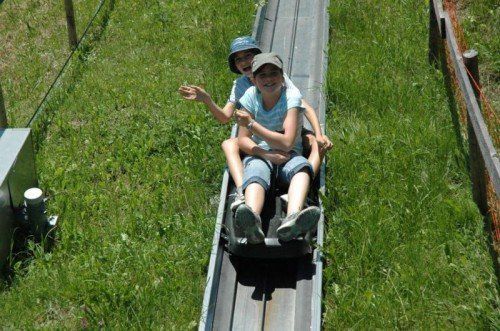 Für alle Einsender gibt es Gutscheine für die Sommerrodelbahn.