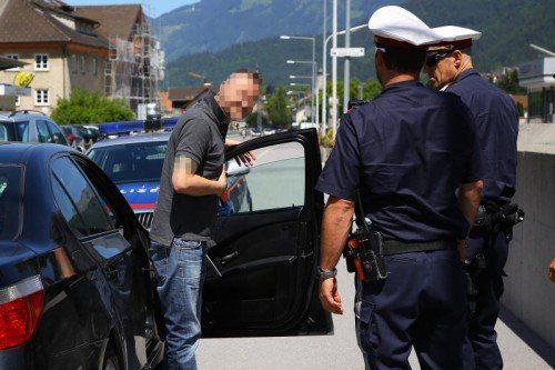 In Bludenz fand die Fahrt des Rasers ein Ende. Foto: VN/HB