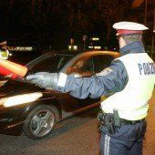 Anzeigen gegen telefonierende und alkoholisierte Fahrzeuglenker