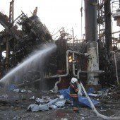Tote bei Brand in Ölraffinerie