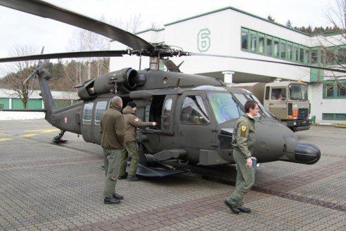 Mit dabei: die „Black Hawk“-Hubschrauber des Heeres.  Foto: VN  