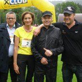 400 wetterfeste „Stundenläufer“