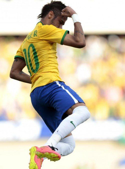 So wollen rund 200 Millionen Brasilianer ab morgen ihren Star Neymar sehen: Jubel nach einem Torerfolg. Foto: Reuters