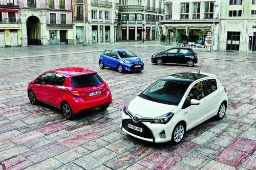 Toyota Yaris: Mit mehr als nur geputzter Nase startet der japanische Dauerbrenner demnächst in die nächste Generation.