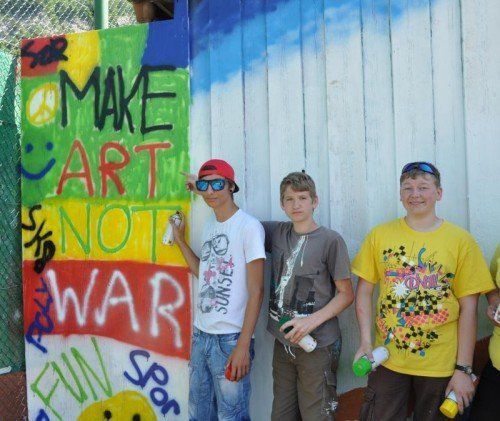 Zwölf Schüler ließen ihrer Kreativität freien Lauf.  Foto: Stadt  