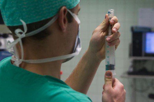 Als anstrengend und belastend empfinden viele Ärzte und Pflegepersonen die Arbeit in den Landeskrankenhäusern. Foto: VN/Steurer