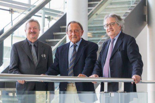 Alt-LH Martin Purtscher (M.) verlässt das VIVIT-Institut, Heinz Drexel (l.) und Egon Humpeler führen die Geschäfte weiter. Foto: VN/Steurer