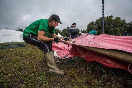 Aufbaureportage Szene Openair