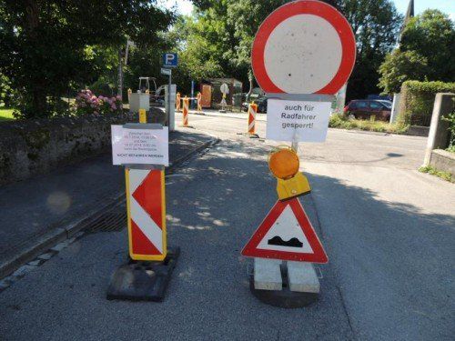 Belagsarbeiten sorgen für eine Sperre der Riedergasse in Bregenz.  
