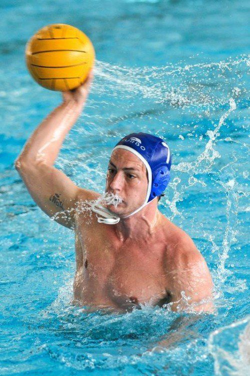 Bernhard Hengl absolvierte rund 120 Länderspiele, war Kapitän des Nationalteams und holte in der Wasserball-Bundesliga neun Meistertitel mit dem WBC Tirol und einen mit PL Salzburg. ⇒GEPA