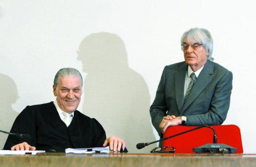 Bernie Ecclestone: Bankrott und ohne Armbanduhr. Foto: ap
