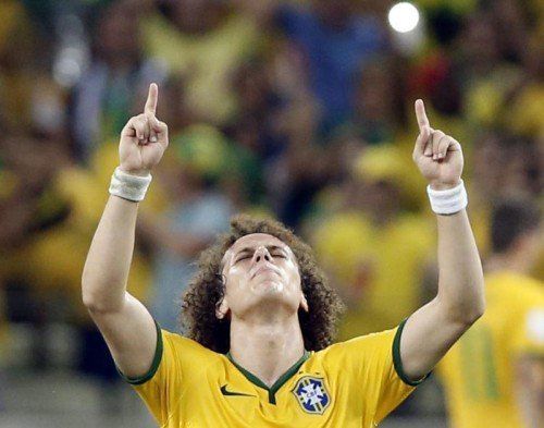 David Luiz ist der Antreiber im brasilianischen Team. Im Halbfinale gegen Deutschland ist der Innenverteidiger auf Sieg eingestellt. Foto: epa