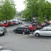 Parkplatznot am LKH Hohenems gemildert
