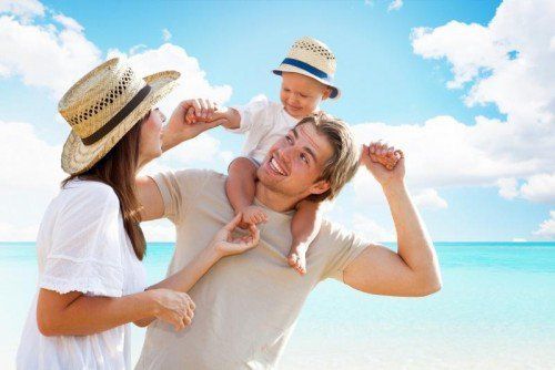 Familienglück im Urlaub: Wer wünscht sich das nicht! Aber auch das kommt nicht immer von allein.  Foto: Fotolia  