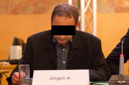 Der Hauptangeklagte Jürgen H. belastet Richterin Kornelia Ratz mit seinen Aussagen massiv. Foto: VN/Steurer