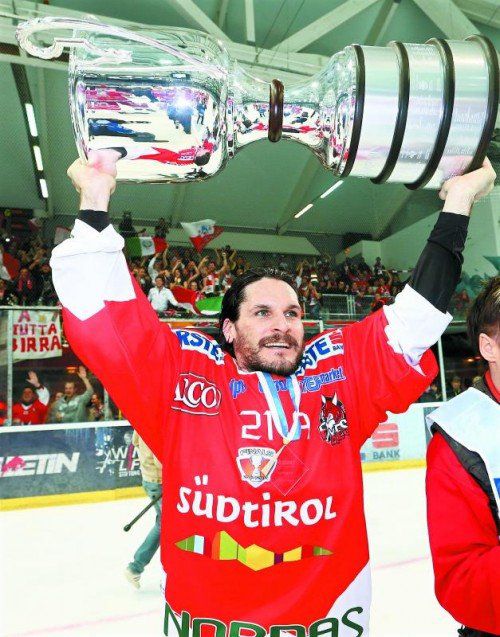 Im April bejubelte Bozen den Titel, jetzt droht das Aus. Foto: gepa