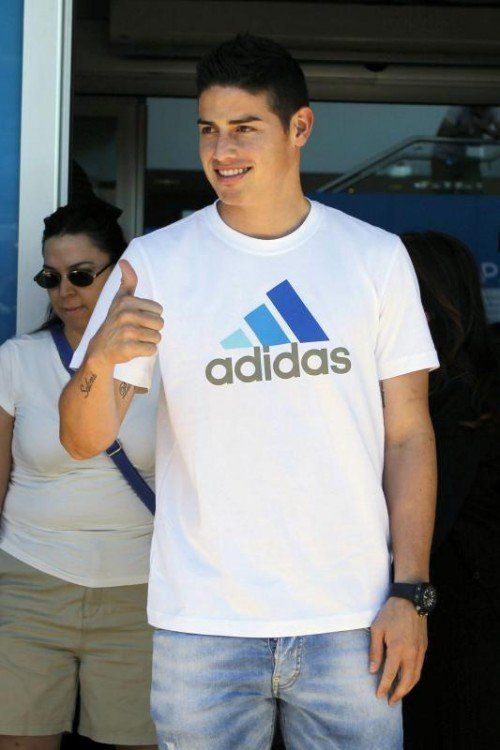 James Rodríguez nach dem Medizincheck in Madrid. Foto: ap