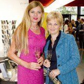 Messe lockt viele Kunstinteressierte